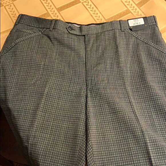 Dress pant - Picture 1 of 8